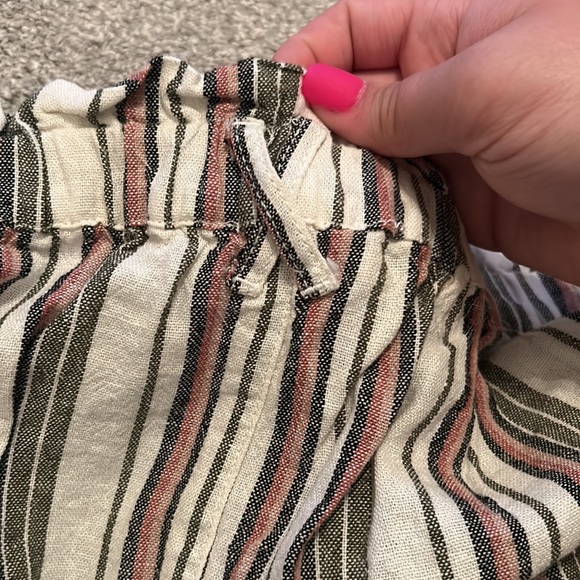 Striped shorts - Picture 7 of 7